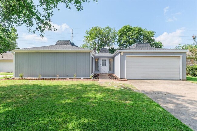 Building Photo - 14415 Locke Ln