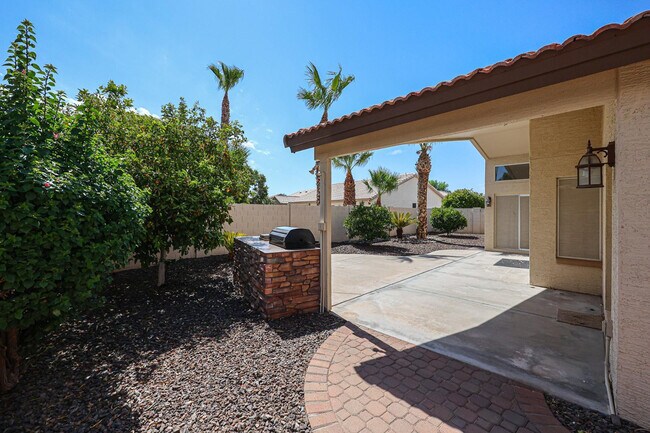 Building Photo - 3081 N 148th Dr