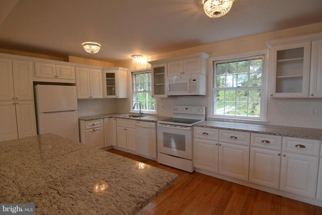 Building Photo - 6540 Crummeys Run Ln