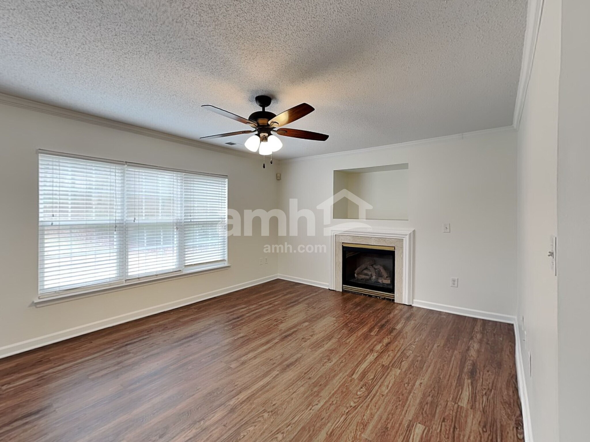 Building Photo - 108 Hampshire Dr