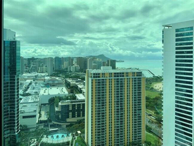 Building Photo - Koolani 4008