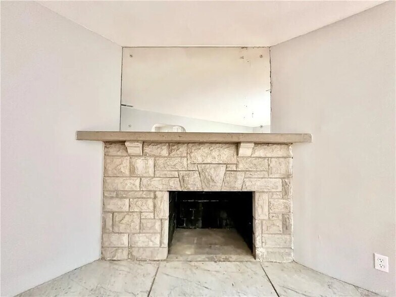 Building Photo - 624 Ruth Ave