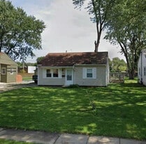 Building Photo - 3413 59th St