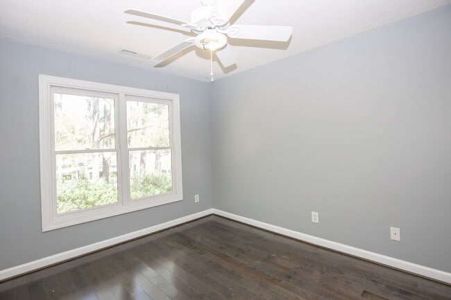 Building Photo - "Modern 3-Bedroom Home with 3 Full Bathrooms and Spacious Living Areas in Vass, NC!"