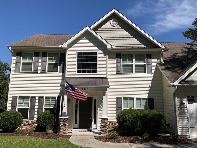 Building Photo - 4 Bedroom 2.5 Bathroom located in Old Mill...