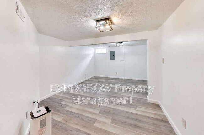 Building Photo - 3741 Lima Ct