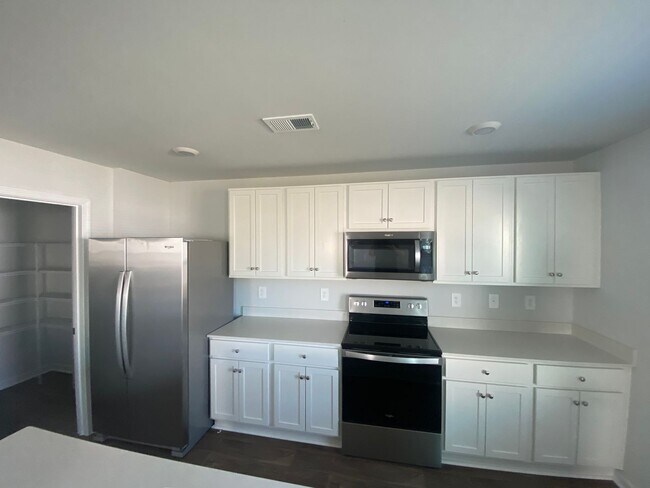 Building Photo - 407 Sea Breeze Dr