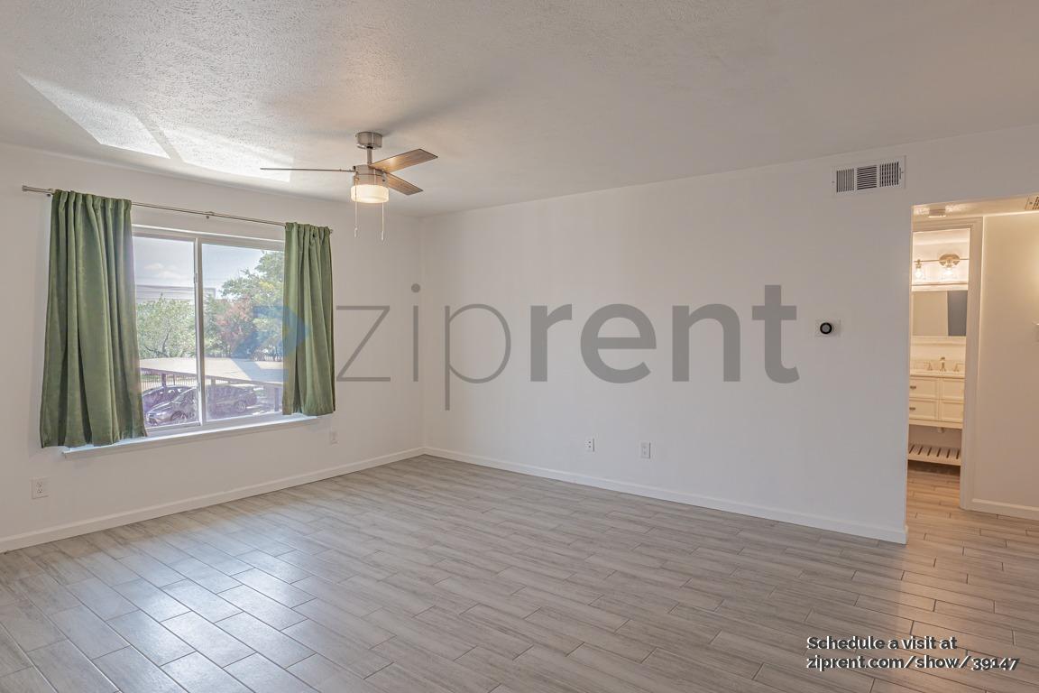 Building Photo - 8087 Meadow Rd