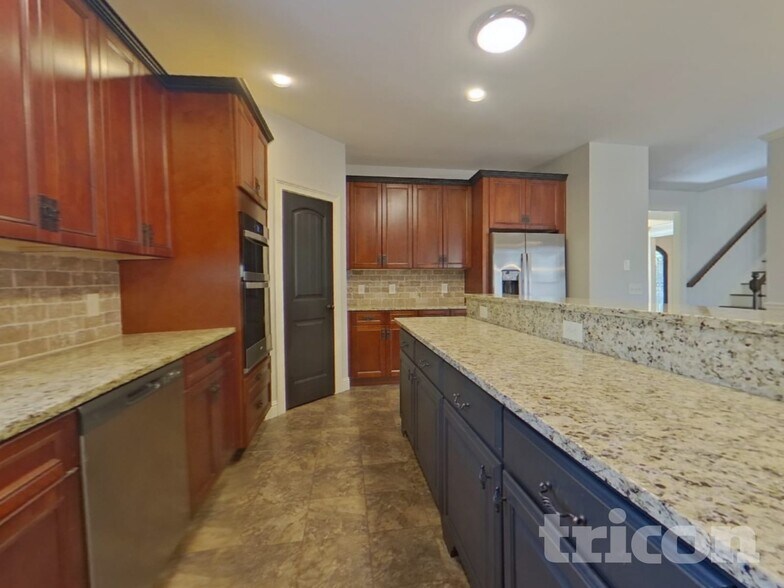 Building Photo - 1821 Binnies Way