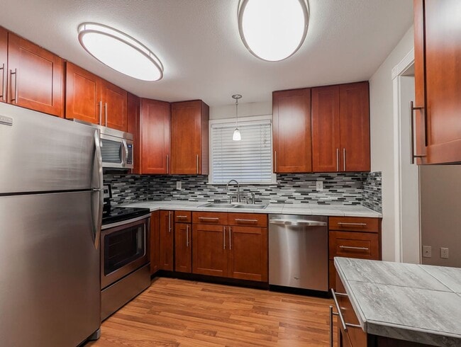 Building Photo - Updated & move in ready 3 bed 2 bath rambler w/ 2 car garage!