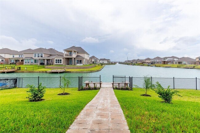 Building Photo - 24131 Cannon Anello Ct