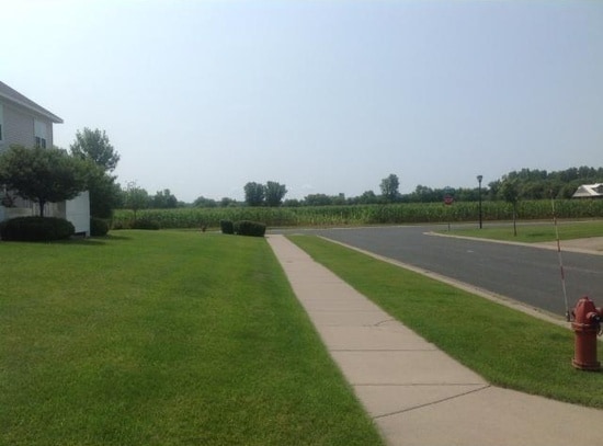 Building Photo - Very spacious *3Bed*2.5Bath Townhome in Fa...