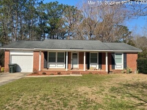 Building Photo - 144 S Ingleside Dr