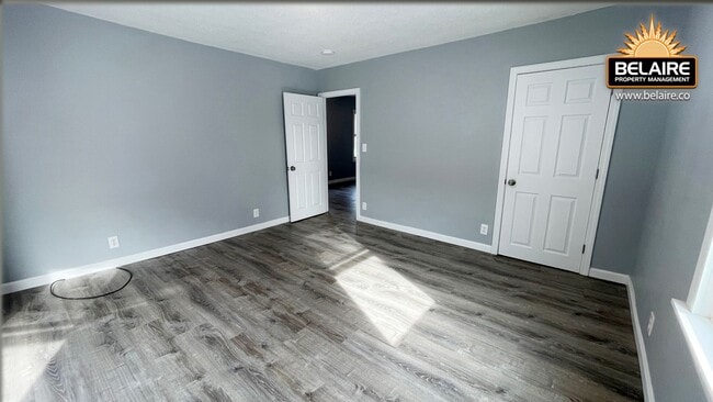 Building Photo - 25 Pleasant St