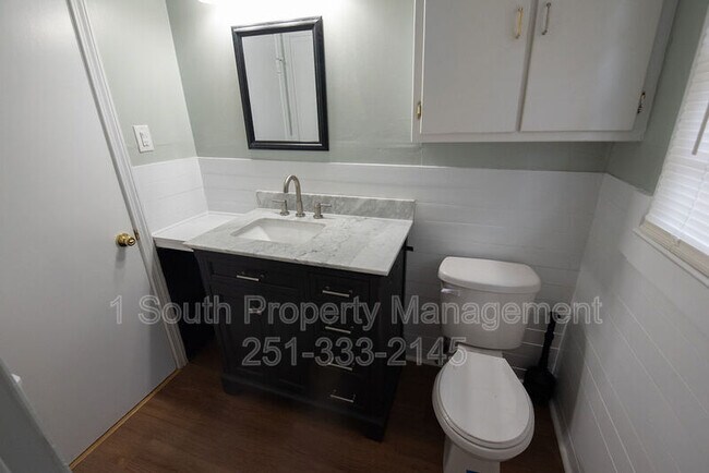 Building Photo - 4361 Montclair Cir E