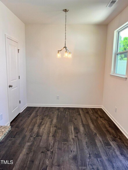 Building Photo - 52 Camel Crazies Pl