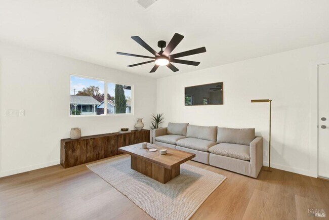 Building Photo - 6610 Oak Leaf Ct