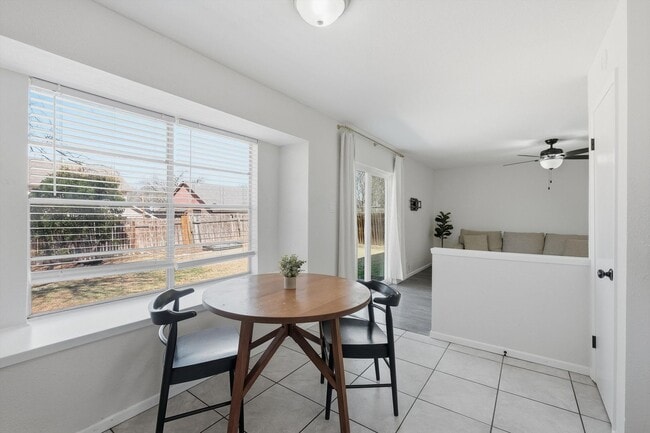 Building Photo - Comfortable 4 Bedroom Living in a Prime Schertz Location