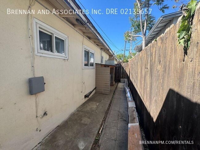 Building Photo - 2985 Citronella Ave