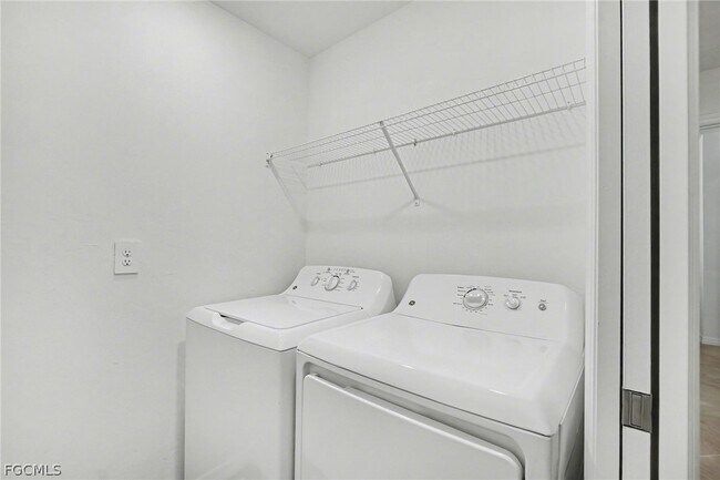 Building Photo - 43984 Boardwalk Loop