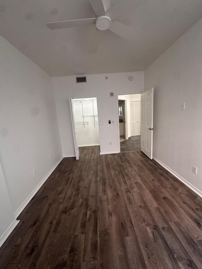 Building Photo - 233 S Federal Hwy