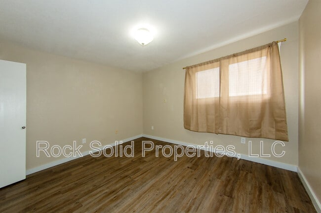 Building Photo - 3061 Reed Ave