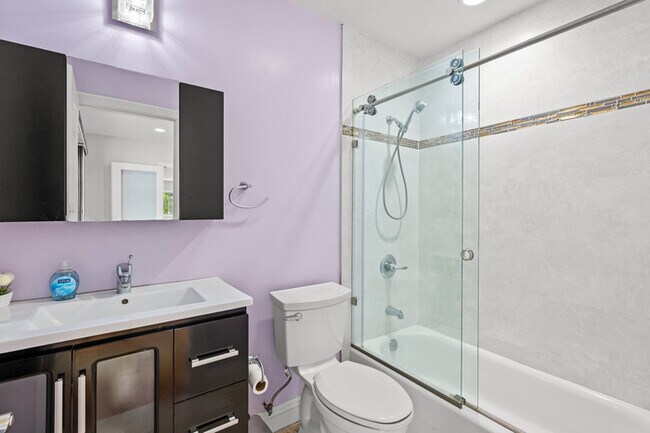 Building Photo - Luxury Estate with Sparkling Pool & Elegant Amenities