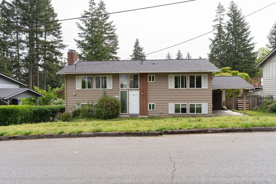 Primary Photo - 1410 150th Ave SE