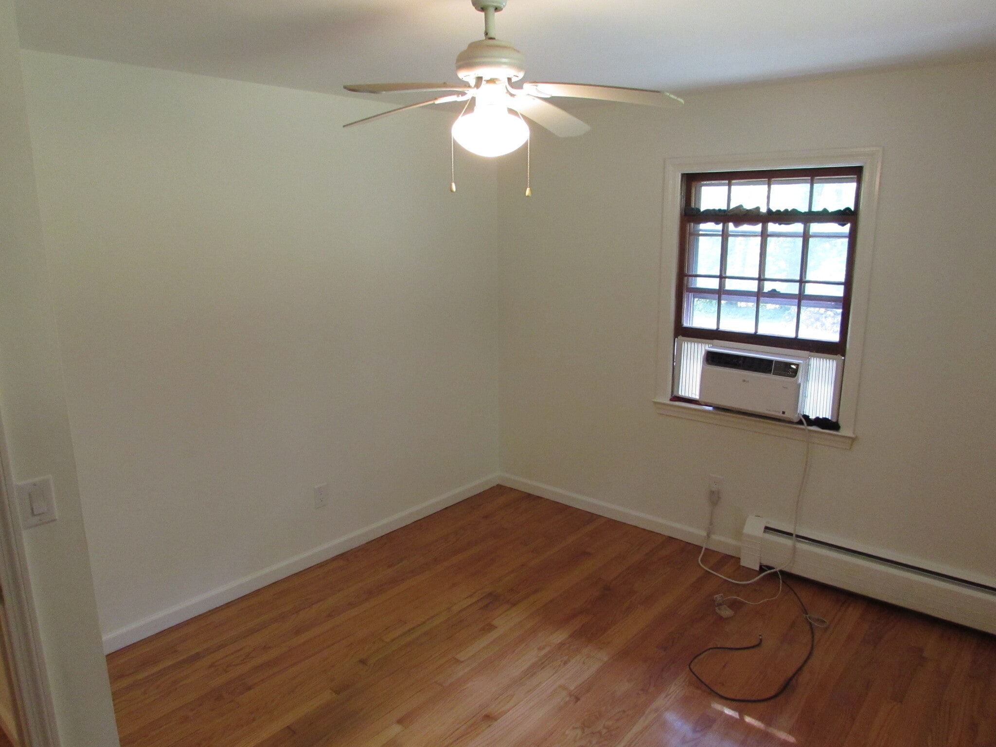 Bedroom #2 11X13 - 97 Scrub Oak Rd