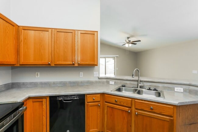 Building Photo - 9454 E Pale Blue Topaz Ln