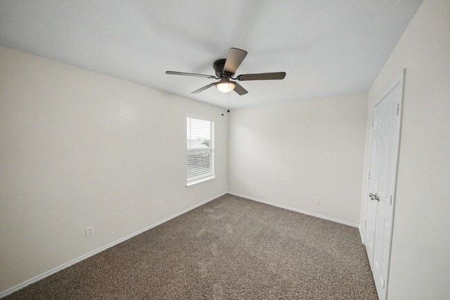 Building Photo - Spacious Cul-de-Sac Home in Bulverde Village - Realtor Commission: $500