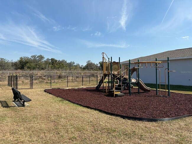 Building Photo - 1462 Las Villas Blvd