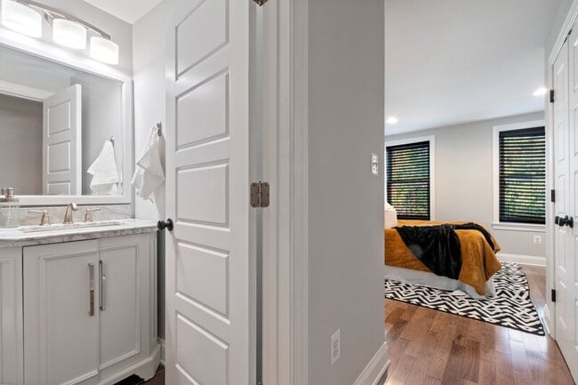 Building Photo - 229 S Wolfe St