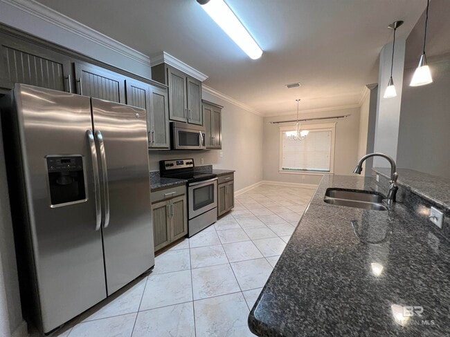 Building Photo - 7700 Kari Ln
