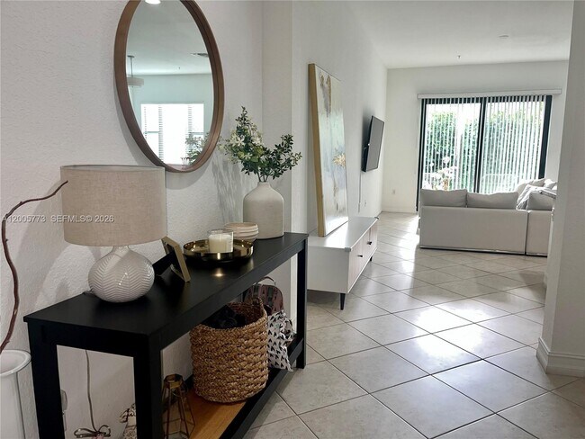 Building Photo - 1346 SW 113th Terrace