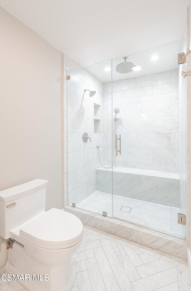 Building Photo - 2653 Via Zurita Ct