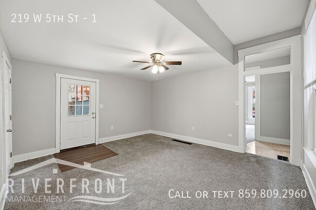 Building Photo - 219 W 5th St