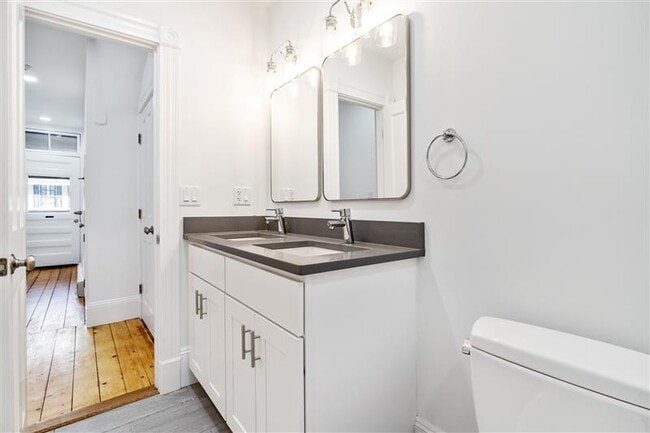 Building Photo - 34 Healey St