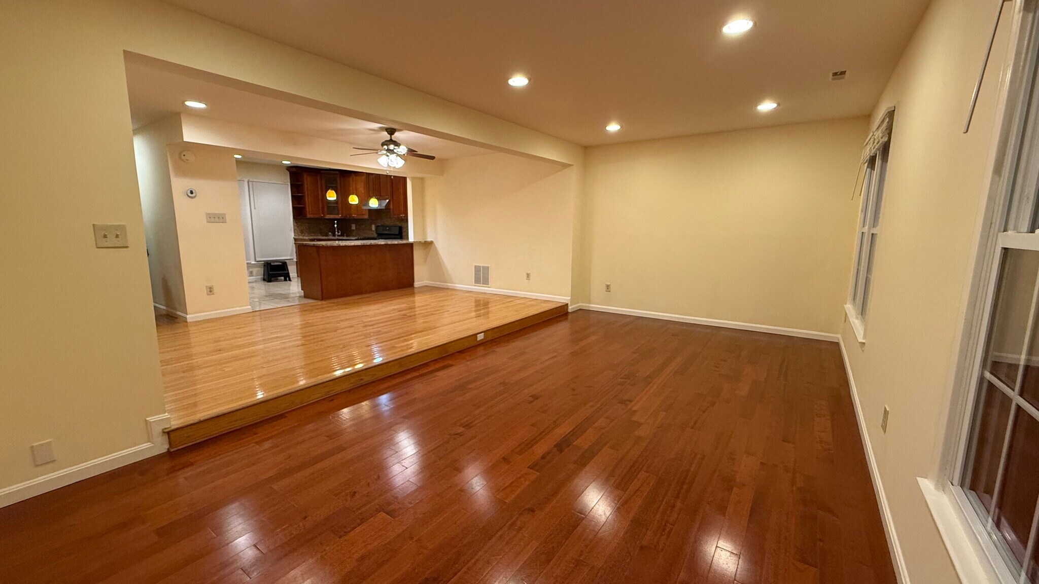 Building Photo - 7415 Fountain Head Dr