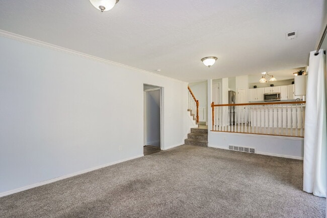 Building Photo - Tri-Level in Lehi's Ridge Neighborhood with RV Parking and a Finished Basement Suite