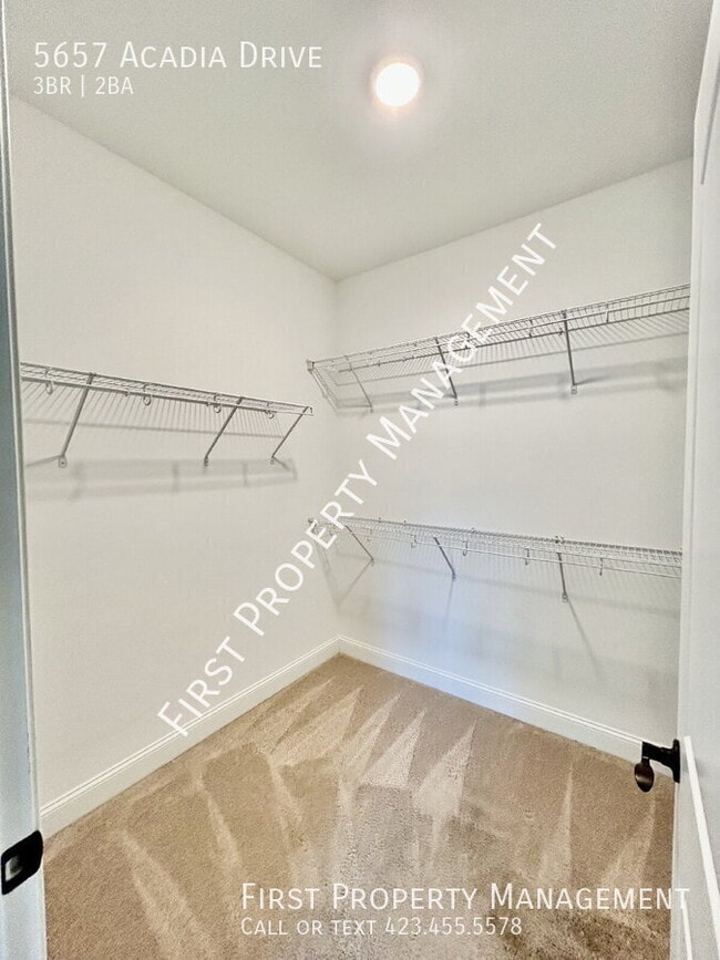 Building Photo - 5657 Acadia Dr
