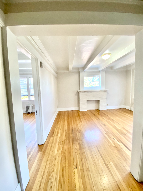 Primary Photo - 901 N M St