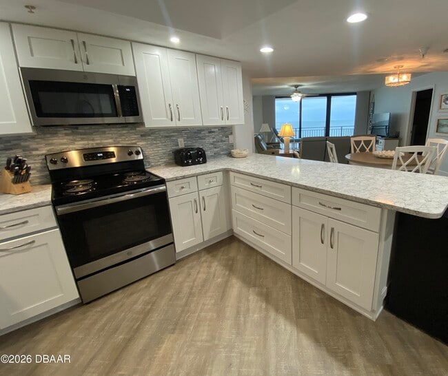 Building Photo - 2555 S Atlantic Ave