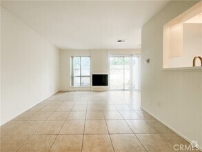 Building Photo - 17081 Green Ln