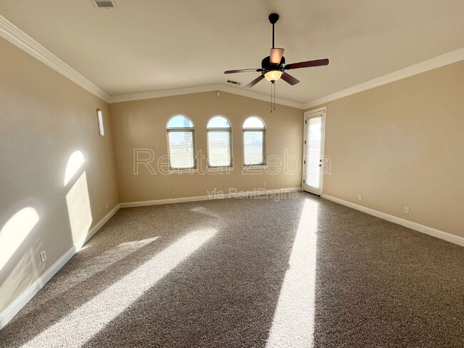 Building Photo - 13045 Ridgewood Way