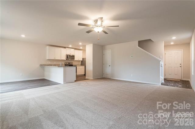 Building Photo - 8023 Derby Wood Ln