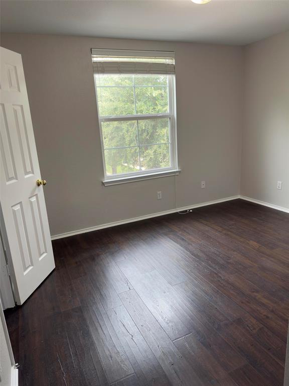 Building Photo - 14516 Charles Dickens Dr