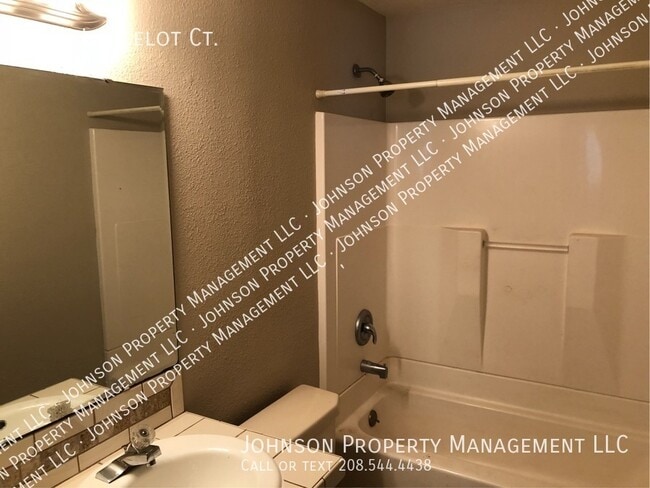 Building Photo - 9641 Lancelot Ct