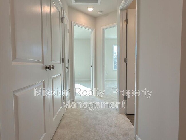 Building Photo - 14639 Hancock Towns Dr