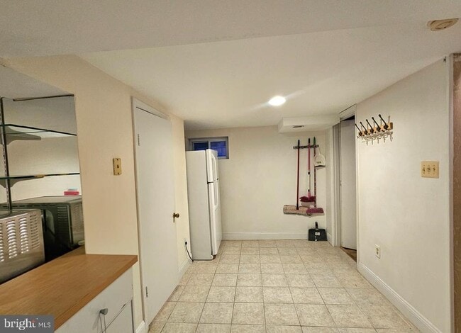 Building Photo - 3220 Alice Ct